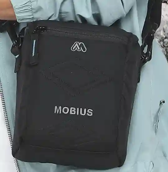 Mobius Lockdown Mirrorless Camera Sling Bag